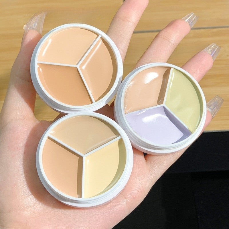 Full Coverage Concealer Palette for Flawless Skin