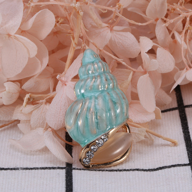 Light Seashell Corsage Brooch Pin Casual Daily Wear Conch Brooch For Men