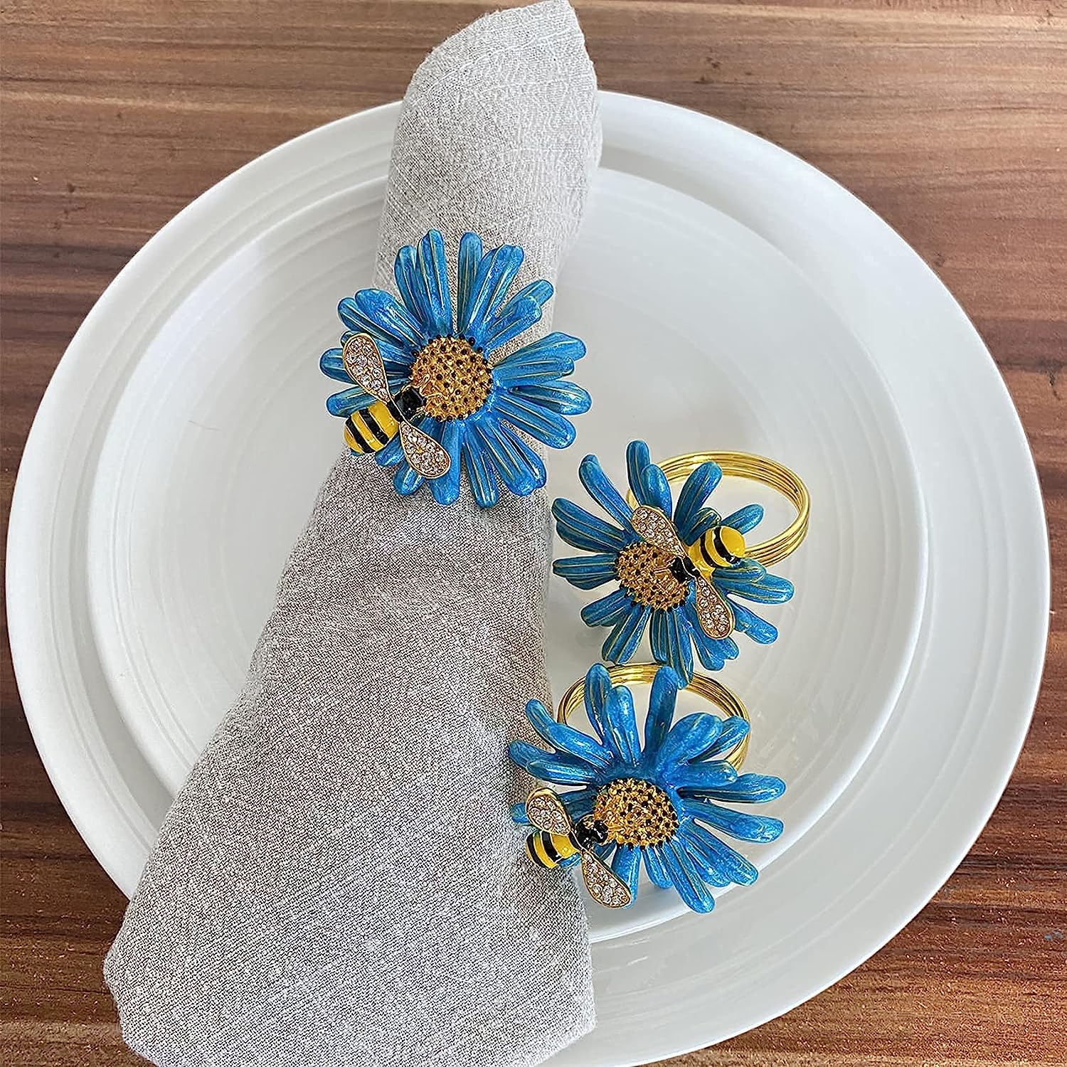 Stainless Steel Bee and Daisy Napkin Rings for Weddings and Parties