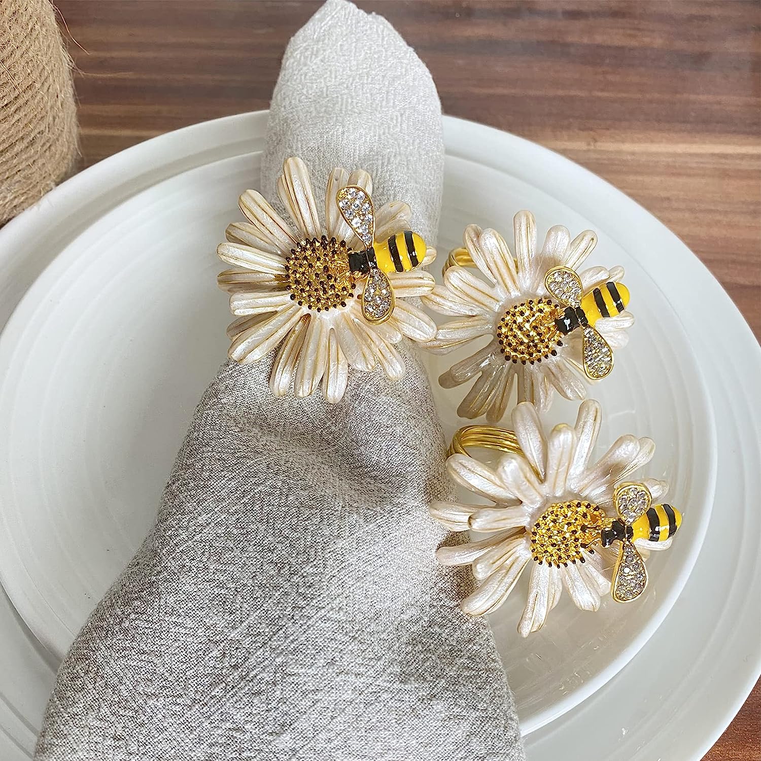 Stainless Steel Bee and Daisy Napkin Rings for Weddings and Parties