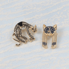Vintage Baroque Leopard Head Pin Brooch
