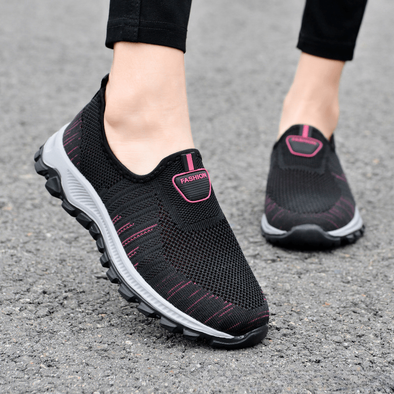 Women's Lightweight Knit Walking Shoes Slip on Casual Sneakers
