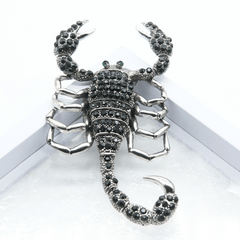 Retro Scorpion Rhinestone Brooch Pin Scarf Clothing Clip for Men