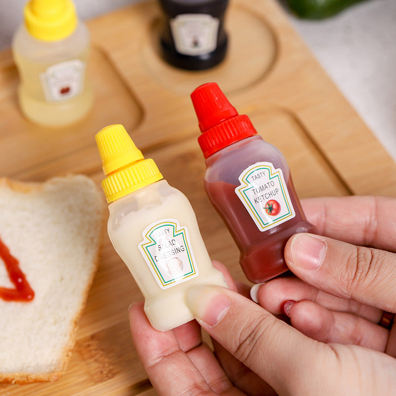 2pcs Mini Seasoning Bottle Tomato Sauce Vinegar Soy Sauce Bottle for Travel