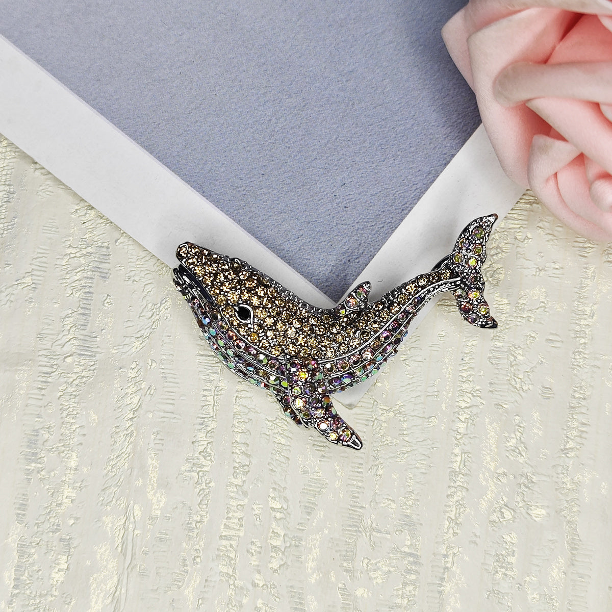Rhinestone Whale Fish Brooches Dolphin Animal Pins for Men