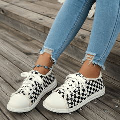 Checkerboard Pattern Canvas Sneakers Casual Round Toe Lightweight Shoes