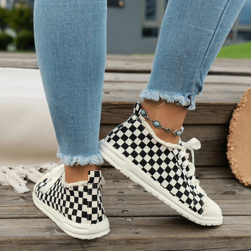 Checkerboard Pattern Canvas Sneakers Casual Round Toe Lightweight Shoes