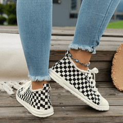Checkerboard Pattern Canvas Sneakers Casual Round Toe Lightweight Shoes