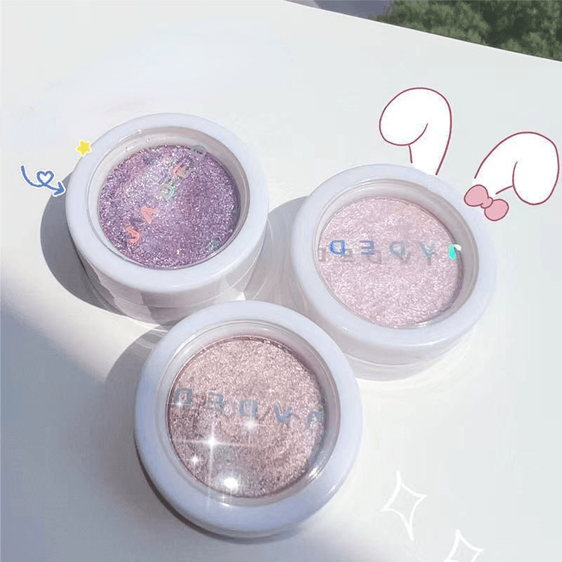 Shimmering Monochrome Eyeshadow Powder