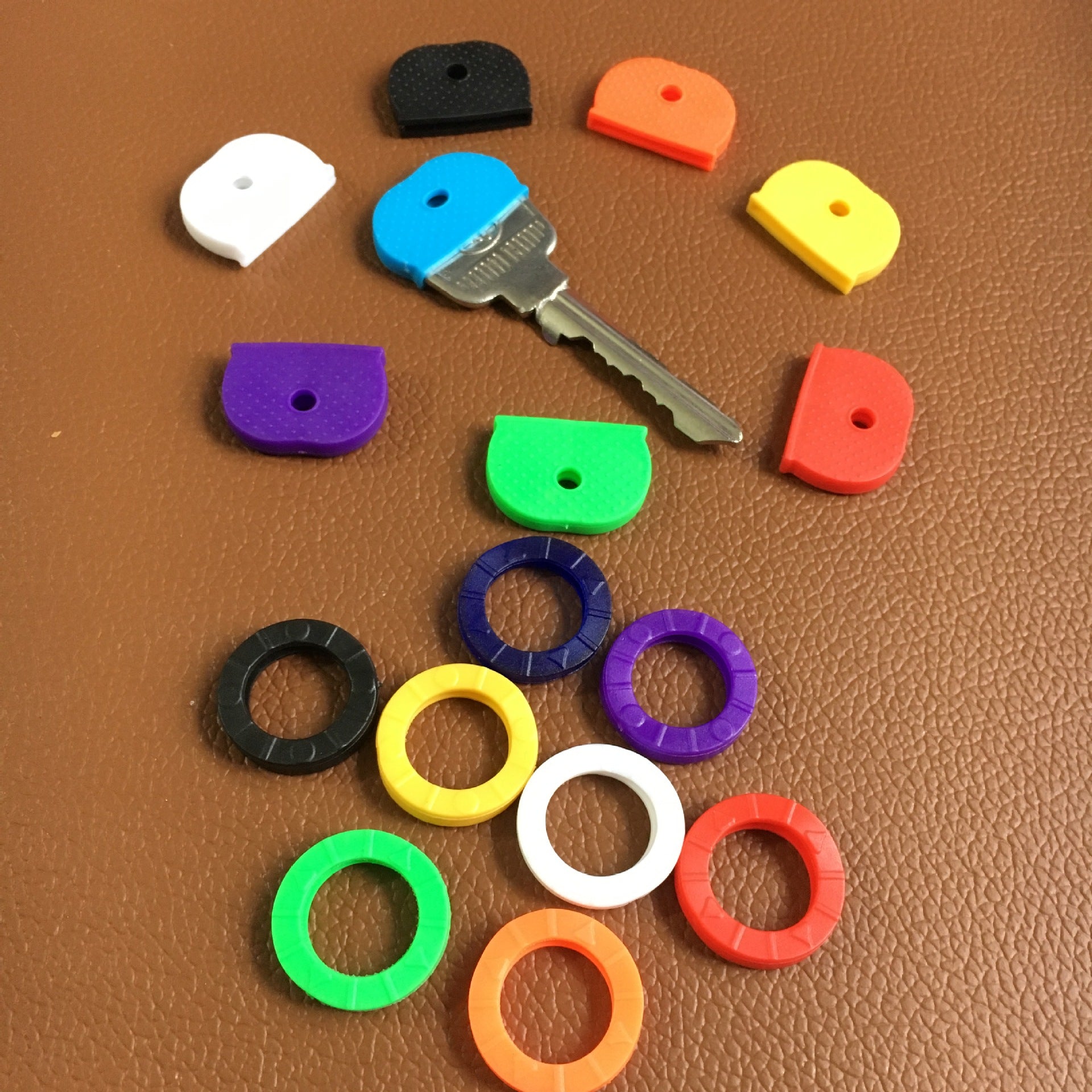 32pcs Colorful Key Cover Soft Silicone Key Ring Elastic ID Ring