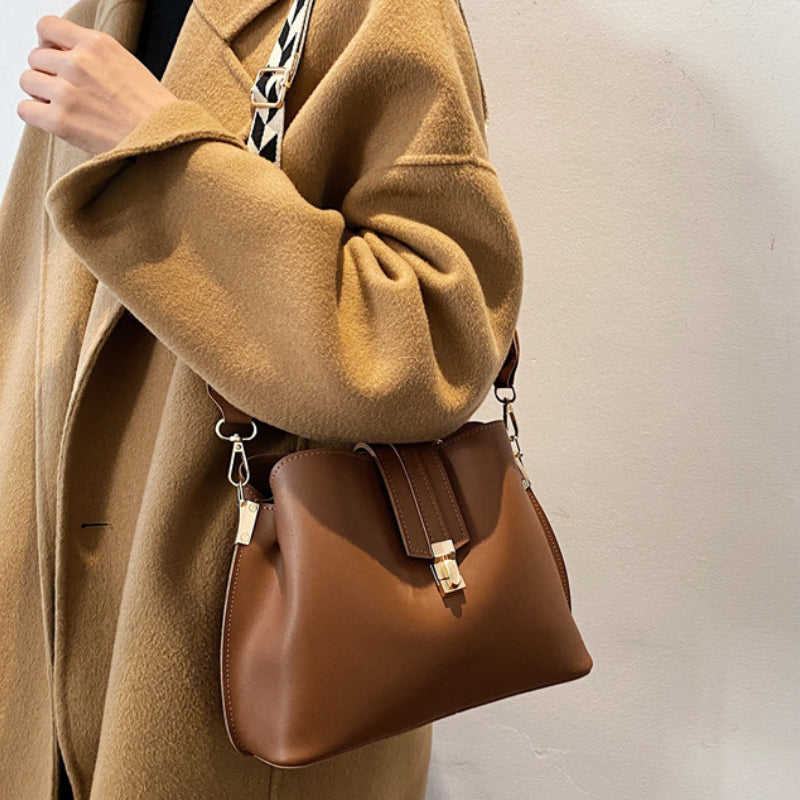 Minimalist Bucket Bag with Geometric Strap