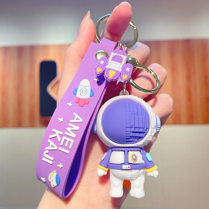 Spaceman Keychain 3D Astronaut Pendant Backpack Charm Car Key Chain Ring