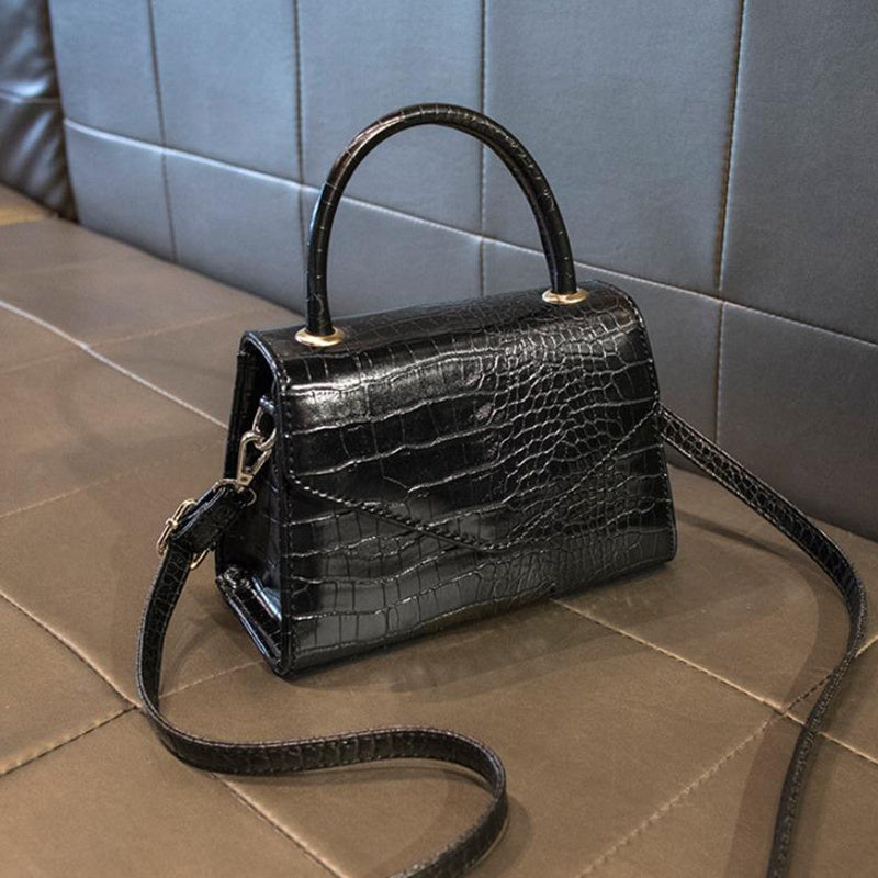 Crocodile Embossed Shoulder Bag Crossbody Bag Flap Bag For Women