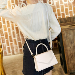 Crocodile Embossed Shoulder Bag Crossbody Bag Flap Bag For Women