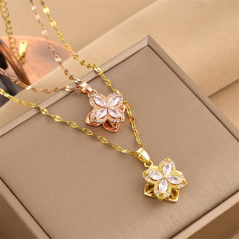 Girl's Fashionable Rotating Clover Necklace Titanium Steel Chain Wedding Gift