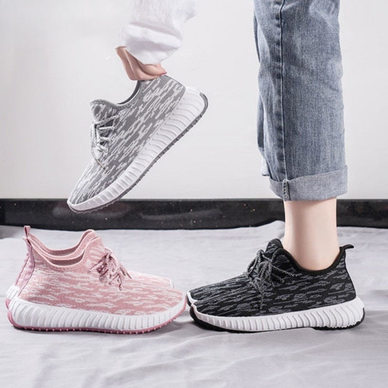 Women's Mesh Non-Slip Running Shoes Comfortable Shockproof Sneakers