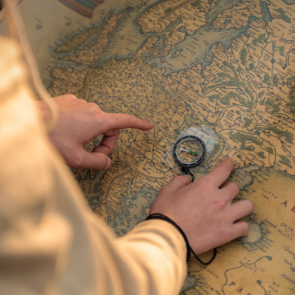 Mini Survival Compass With Lanyard for Outdoor Hiking Camping