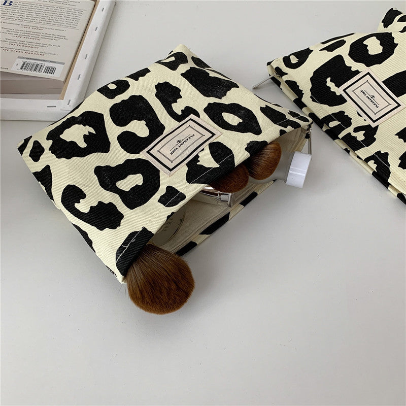 Leopard Print Makeup Bag Zipper Cosmetic Pouch Large Capacity Travel Organizer