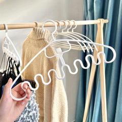 3pcs Space Saving Wave Shaped Hanger For Clothes & Accessories