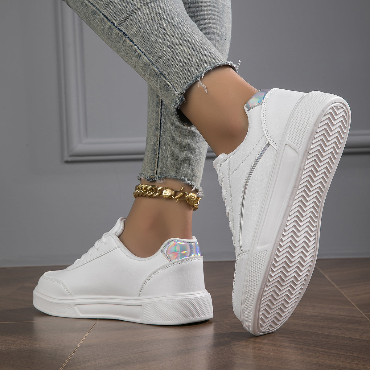 Women's Low Lace up Sneakers Comfy Platform Shoes