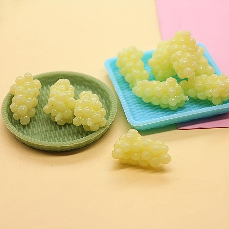Mini Green Purple Grapes Toys for Dollhouse Gift