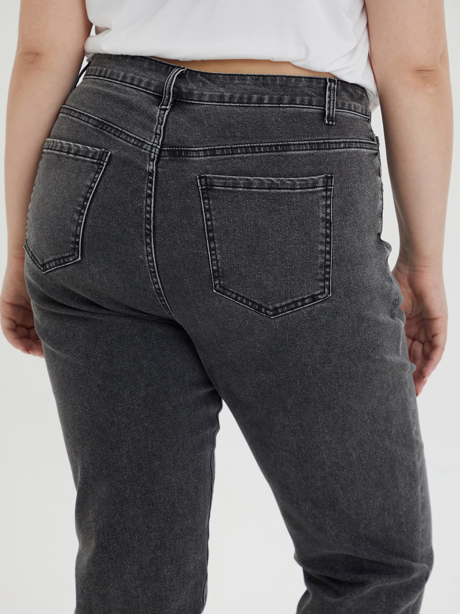 Women's Plus Solid Button Fly Medium Stretch Straight Leg Jeans