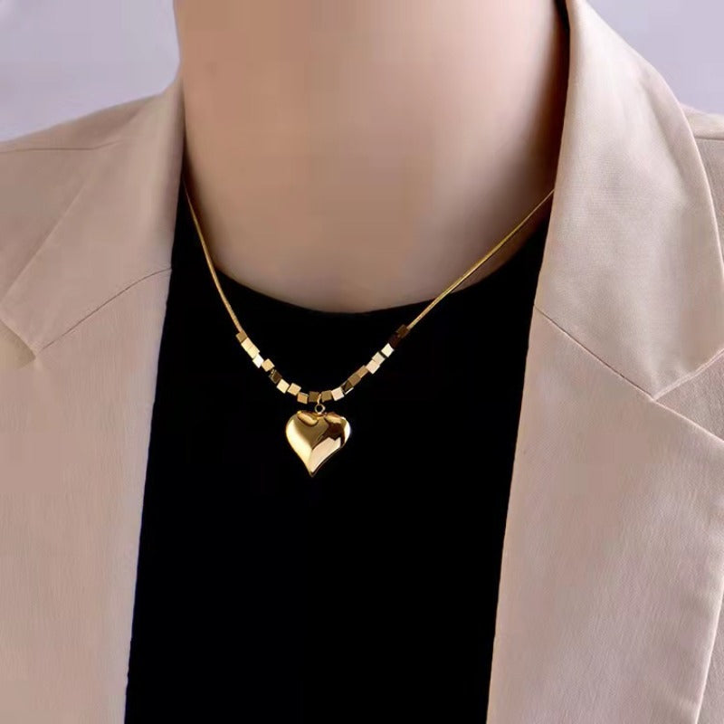 18K Plated Heart Pendant Necklace Female Hip hop Style Chain Jewelry Gift