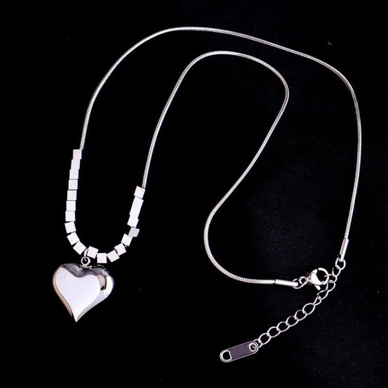 18K Plated Heart Pendant Necklace Female Hip hop Style Chain Jewelry Gift