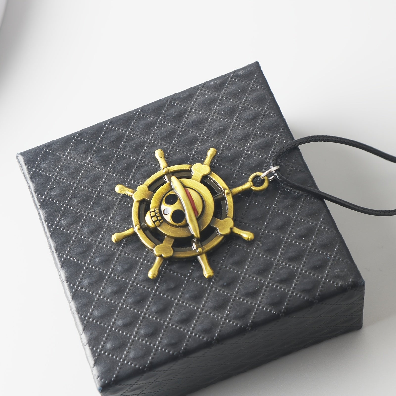 Anime Skeleton Pendant Necklace Pirates Cosplay Gift For Anime Fans