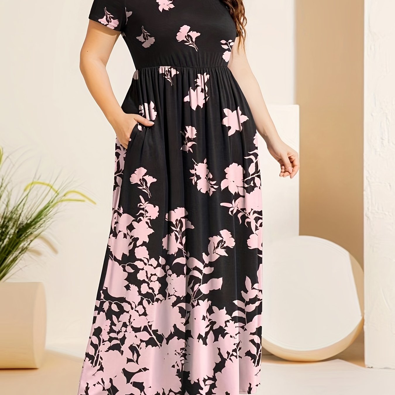 Women's Plus Floral Print Short Sleeve Round Neck Maxi Dress