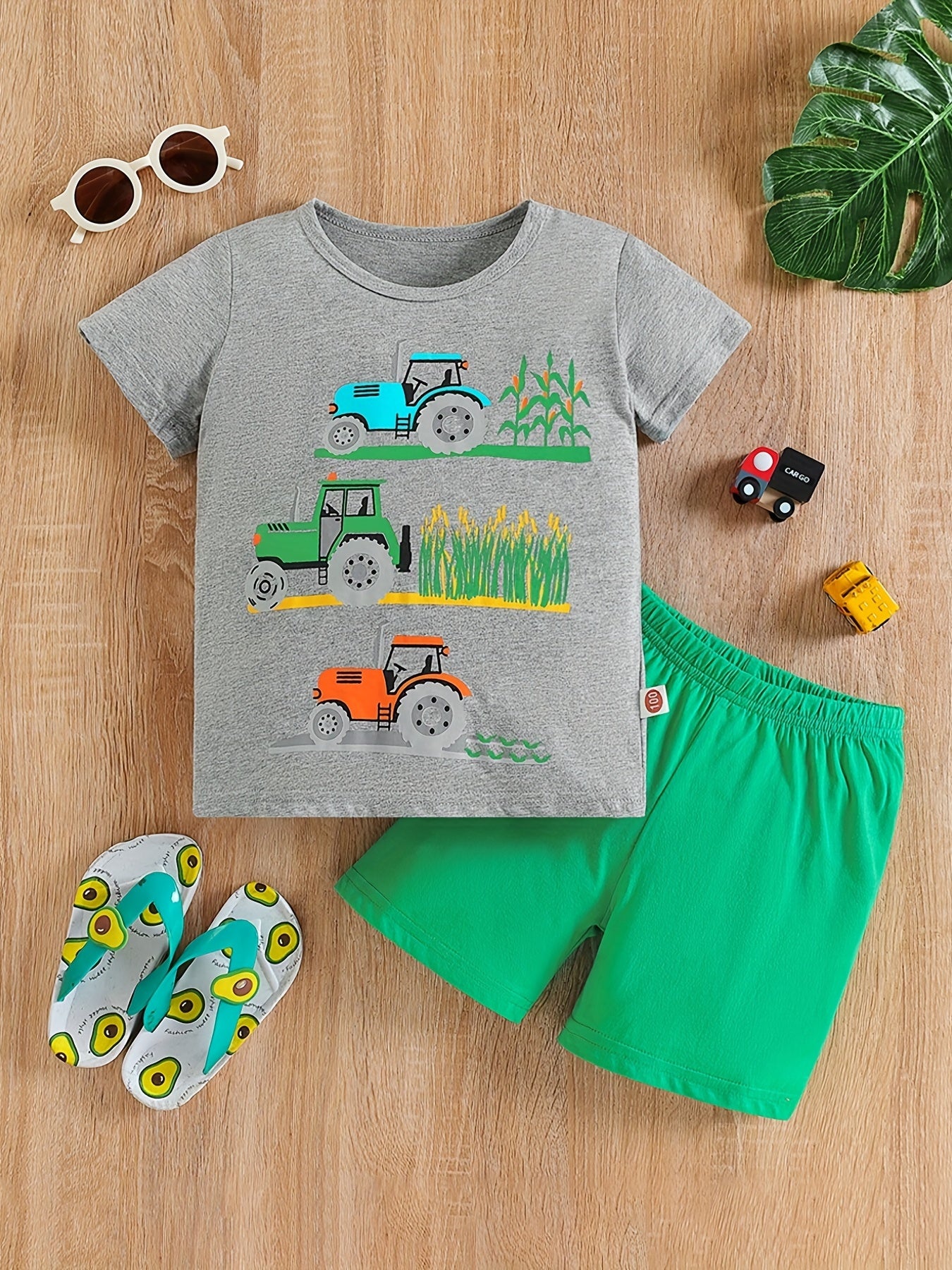 Boys Tractors Print T-shirt & Shorts Summer Outfit