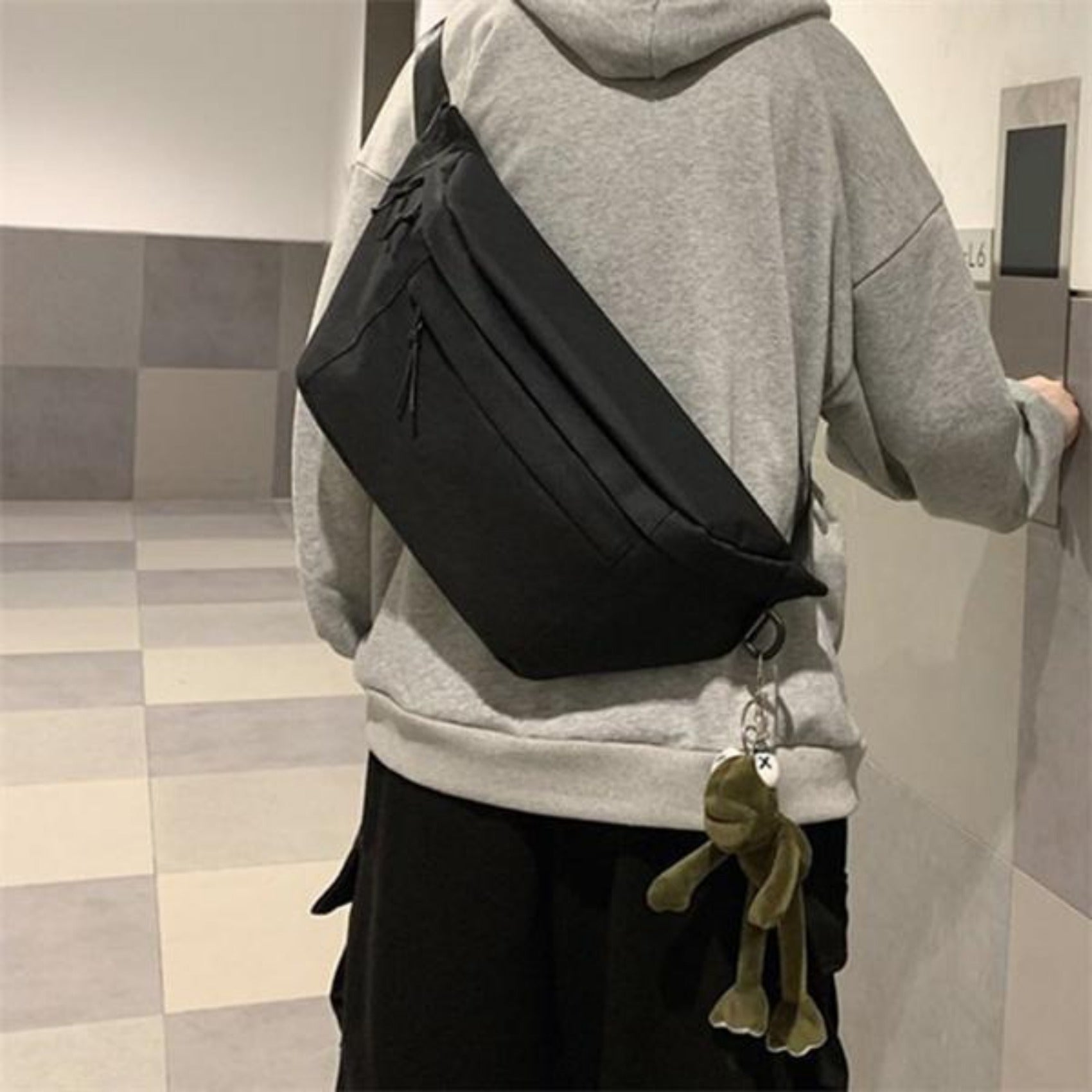Casual Sports Bag for Men and Women