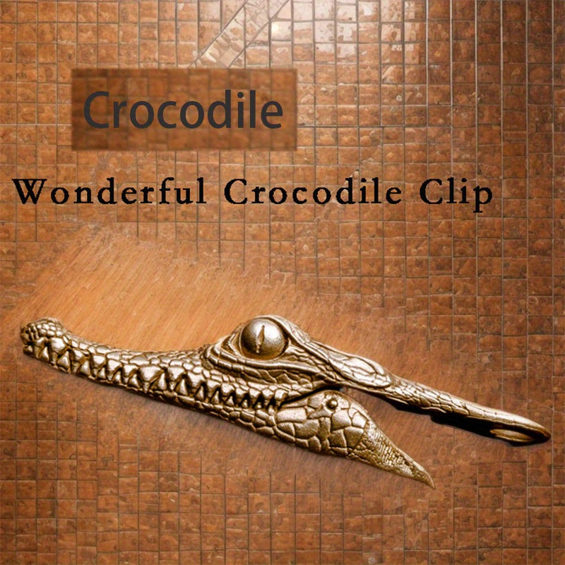 Retro Brass Crocodile Head Clamp Keychain Clip Pendant