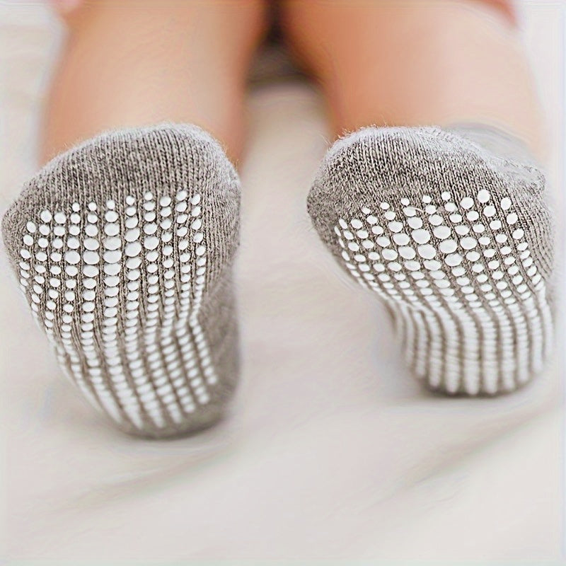 6 Pairs Boy's Non Slip Socks with Rubber Bottom Dots