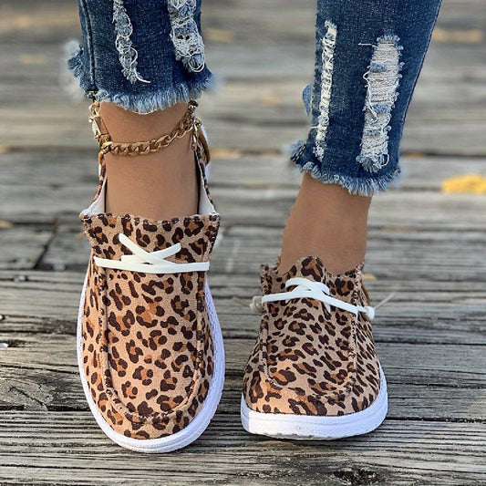 Leopard Pattern Flat Shoes Slip On Casual Lightweight Soft Walking Shoes