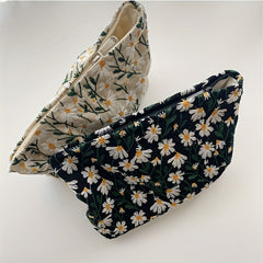 Daisy Flower Makeup Bag Embroidered Summer Travel Toiletry Pouch for Women