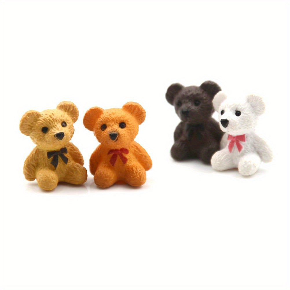 100pcs Mini Resin Bear Figurines Set for Micro Landscapes and Dollhouses
