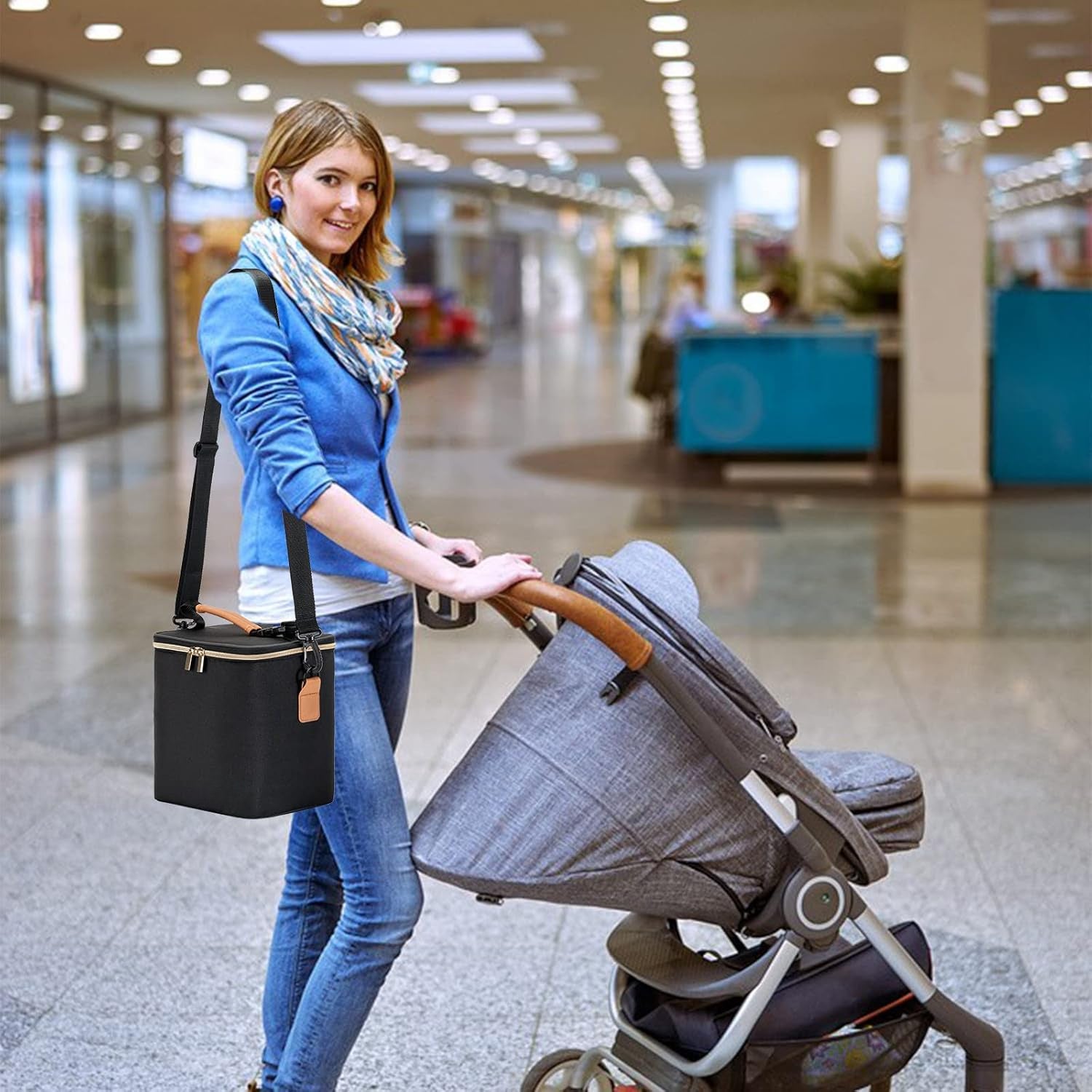 Breastmilk Cooler Bag with Ice Pack Leakproof Lining Insulated Lunch Carrier