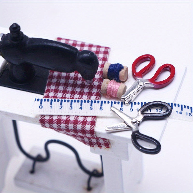 Mini Scissors Sewing Accessories Set for Tailors, 5 Pcs