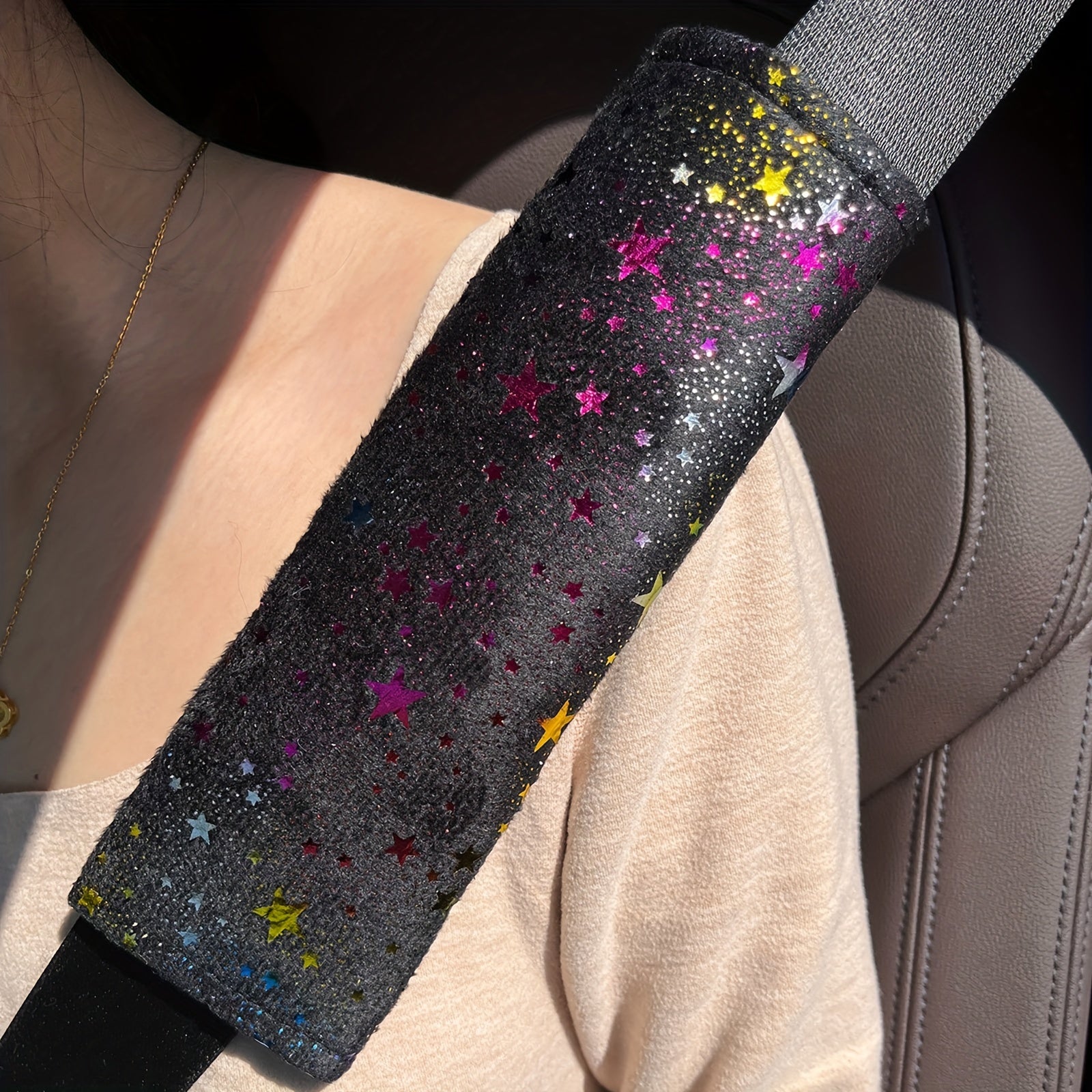 Colorful Star Shoulder Protector Adds Comfort And Style To Car Seat Belt