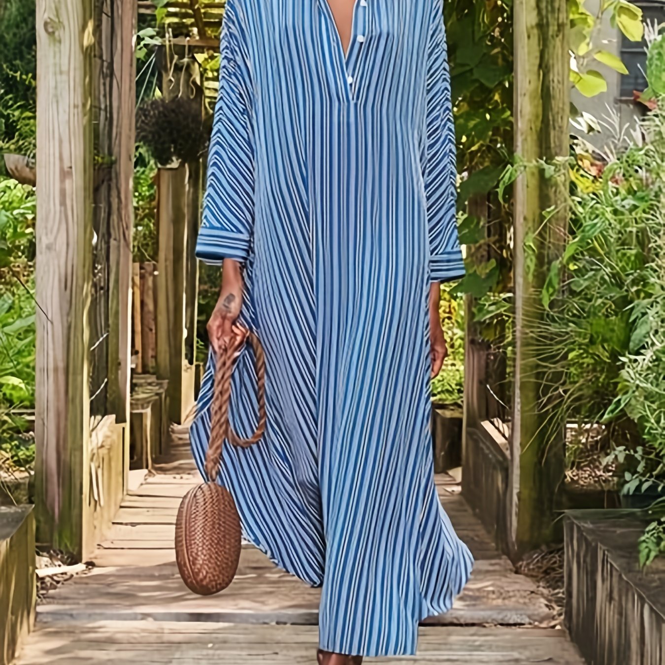  Striped Long Sleeve Maxi Dress