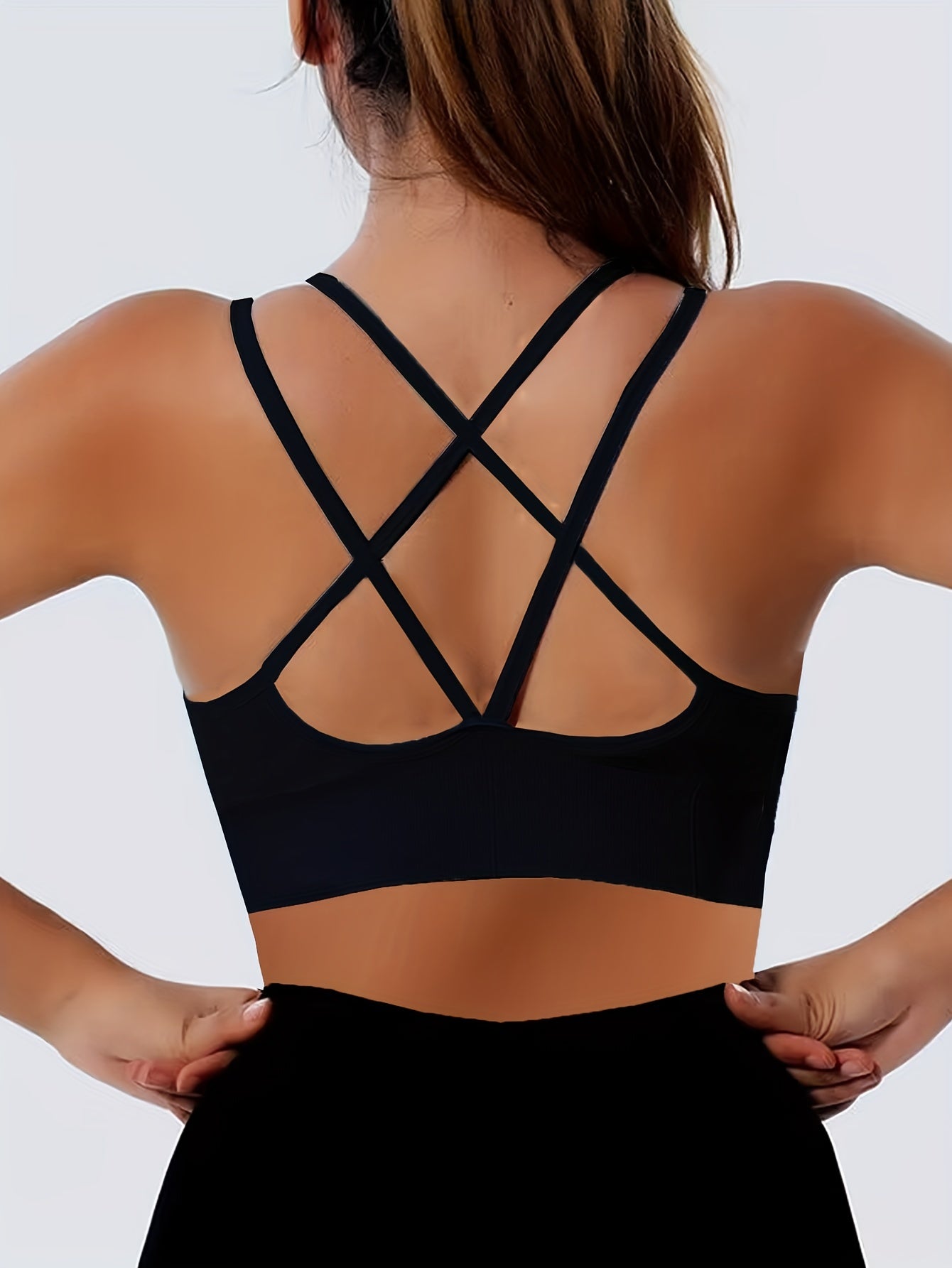 Medium Support Cross Back Sports Bra Shockproof Fitness Yoga Bra