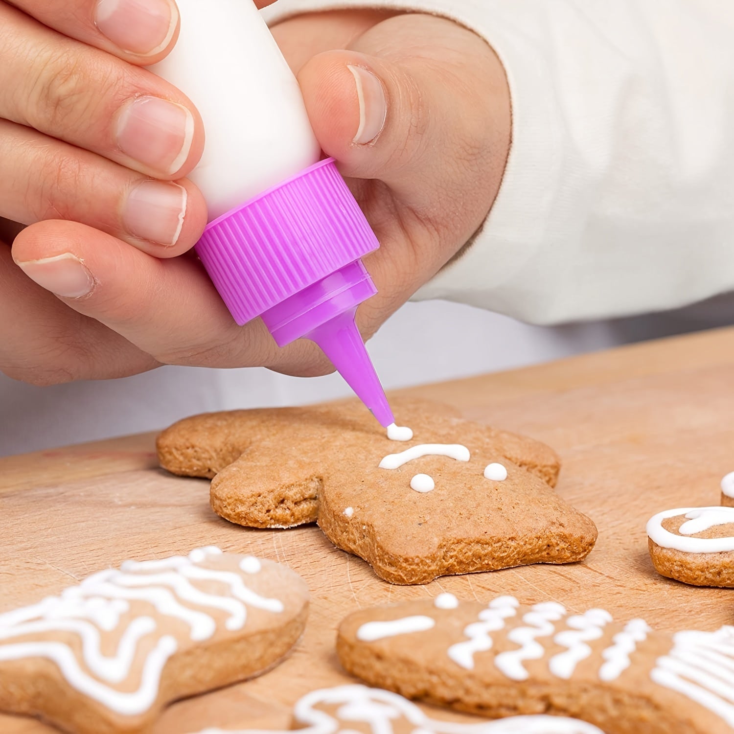 6pcs Set Easy Squeeze Bottles Random