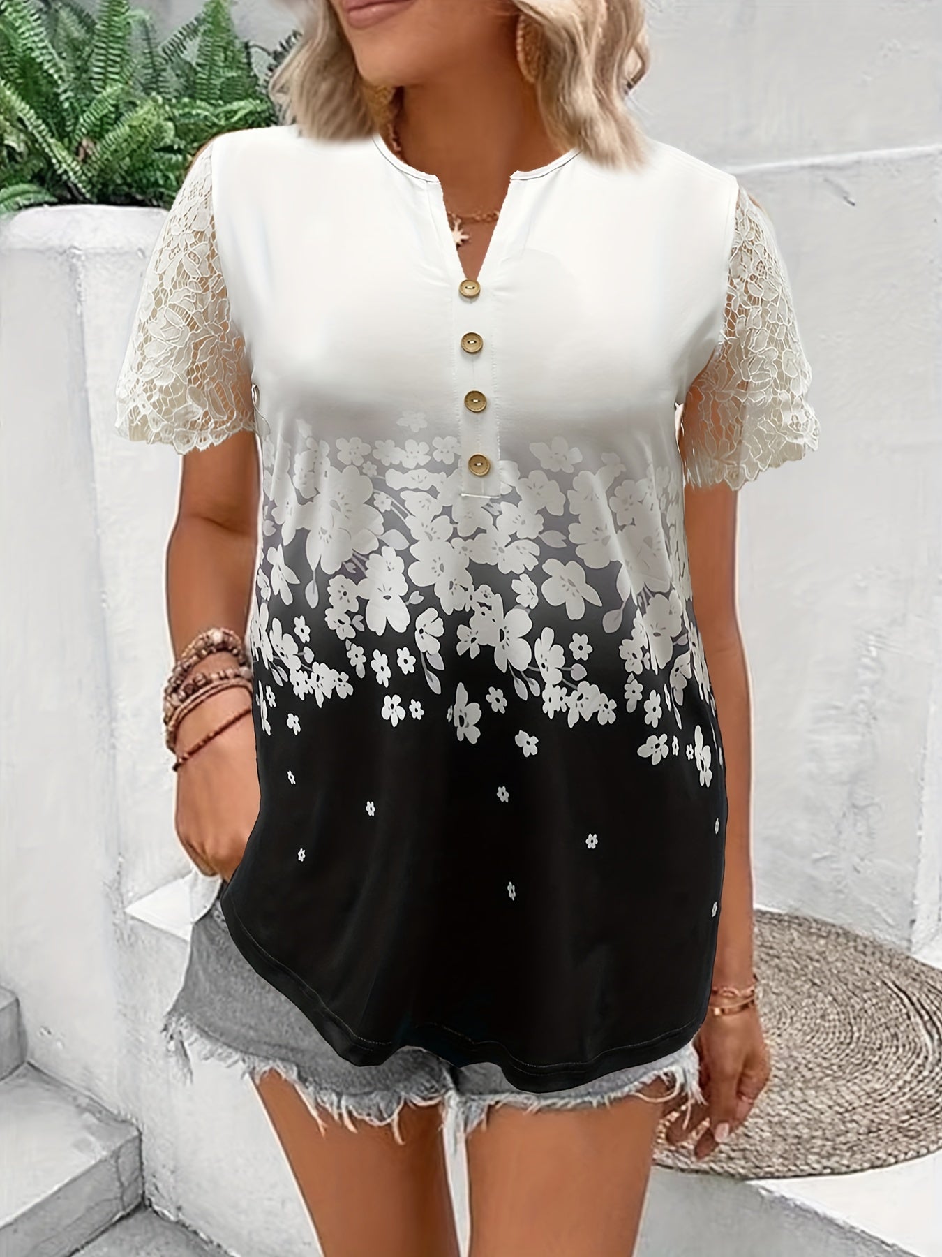  Colorblock Floral Print Lace Sleeve Blouse