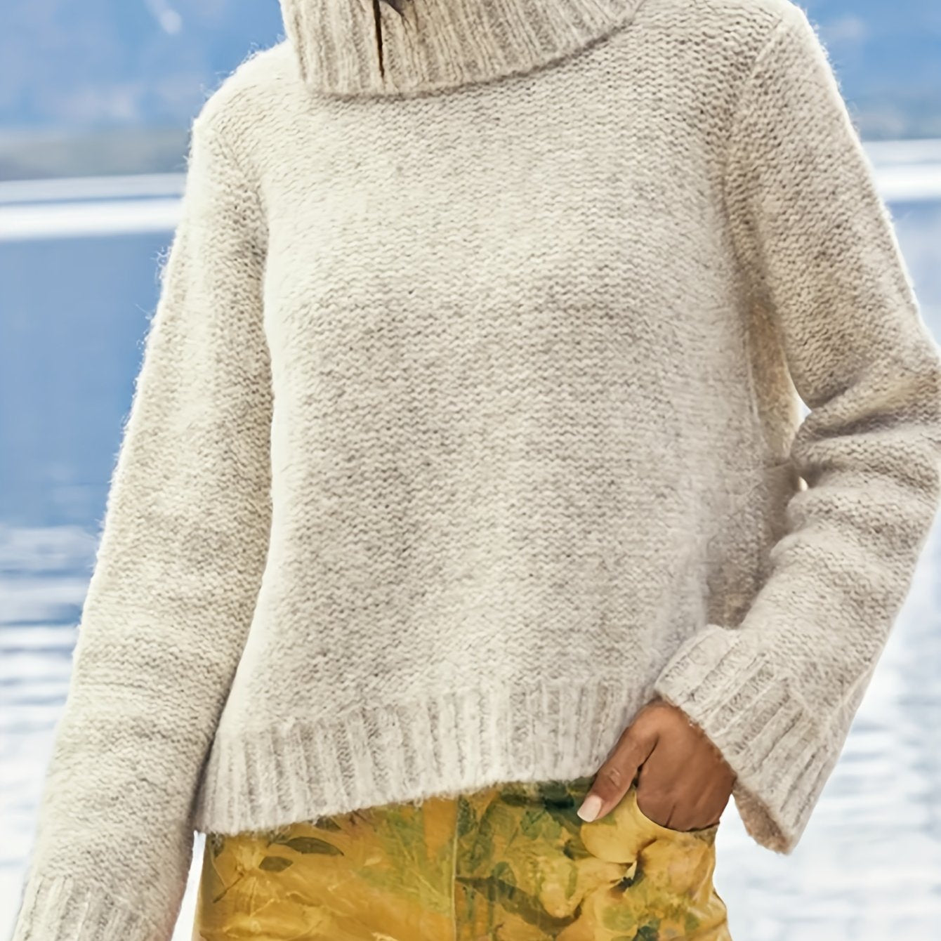  Solid Long Sleeve Turtle Neck Sweater