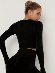 Seamless Long Sleeve Crop Top for Yoga and Fitness Workouts