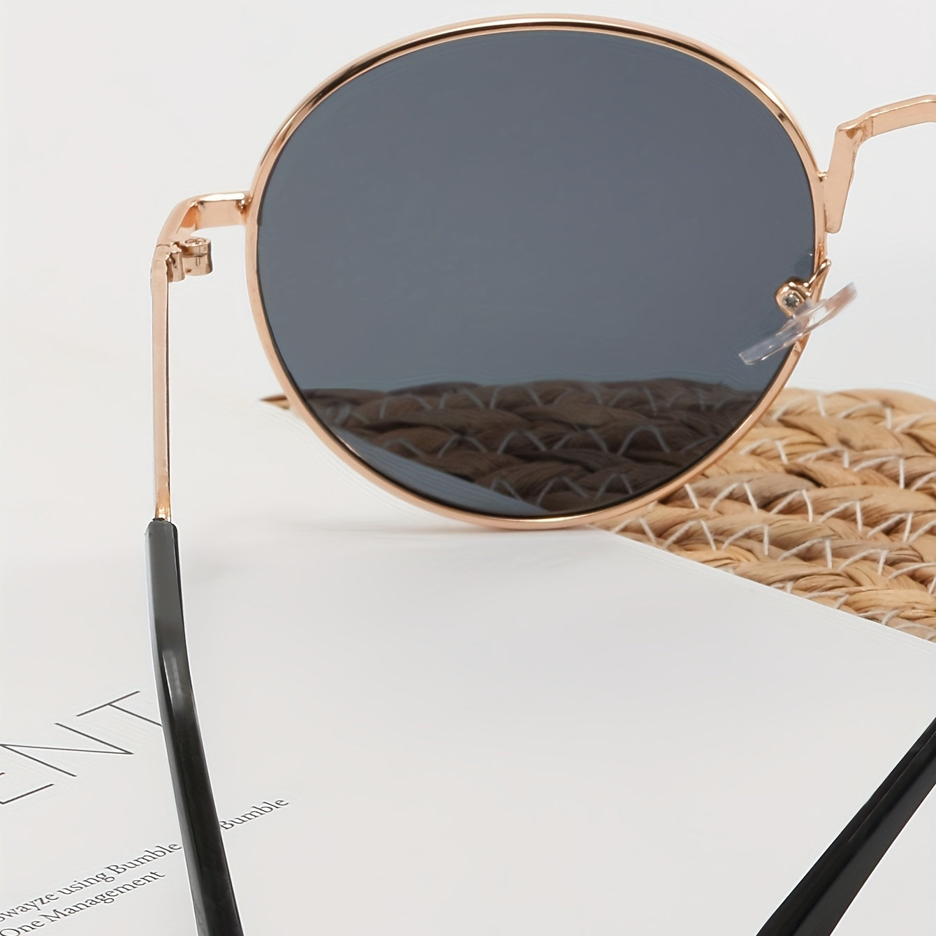 Round Metal Sunglasses Anti Glare UV400