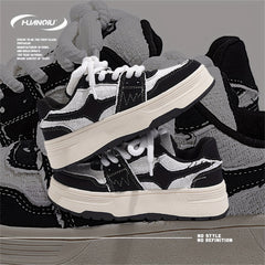 Women's Star Pattern Lace-up Skate Shoes Retro Sports Sneakers