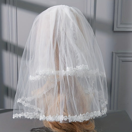 Short Lace Edge Bridal Wedding Veil With Comb
