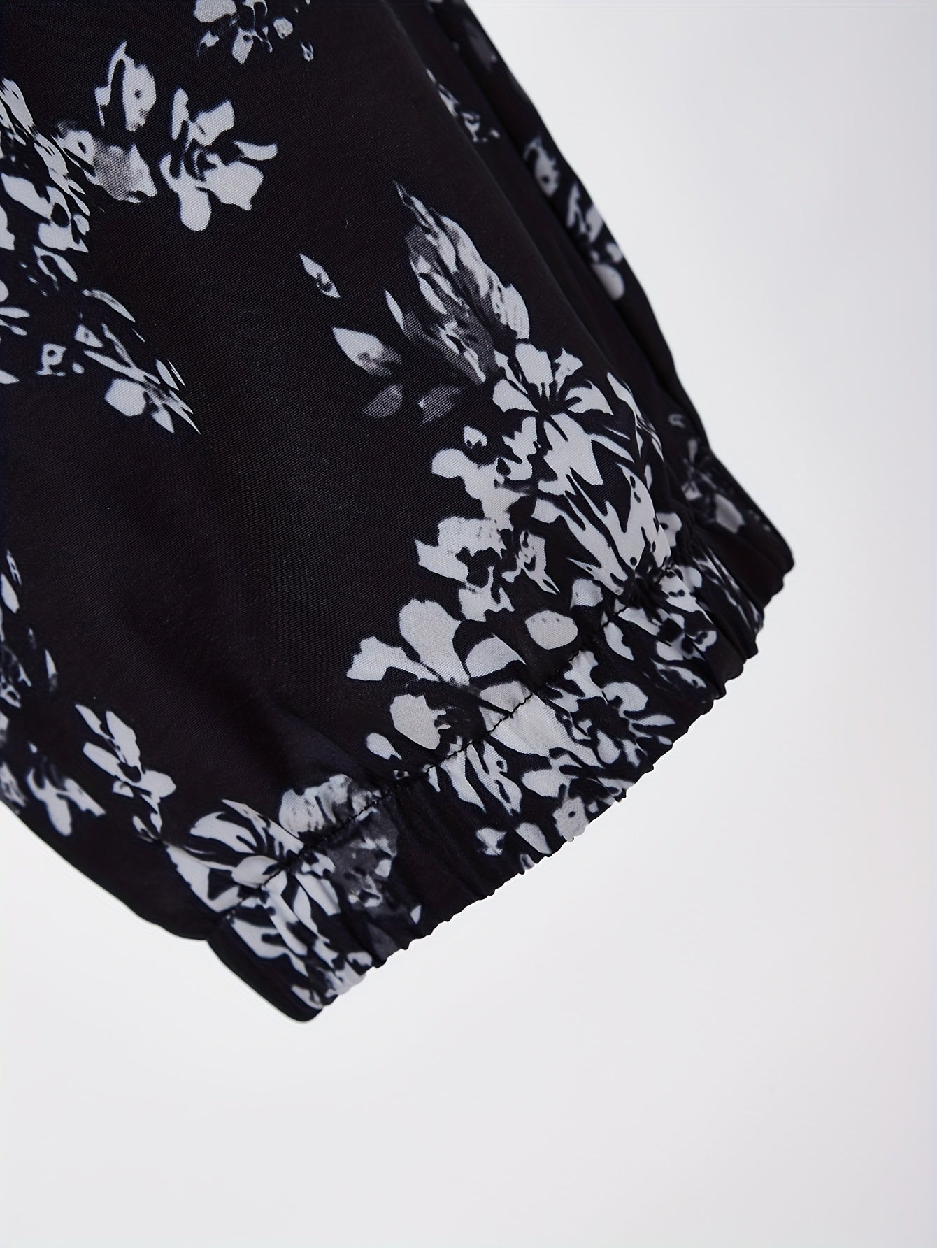 Women's Plus Floral Print Elastic Waist Joggers With Pockets